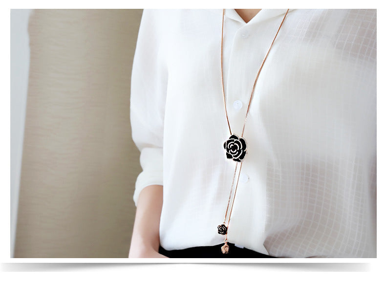 Long collier rétro avec pendentif rose