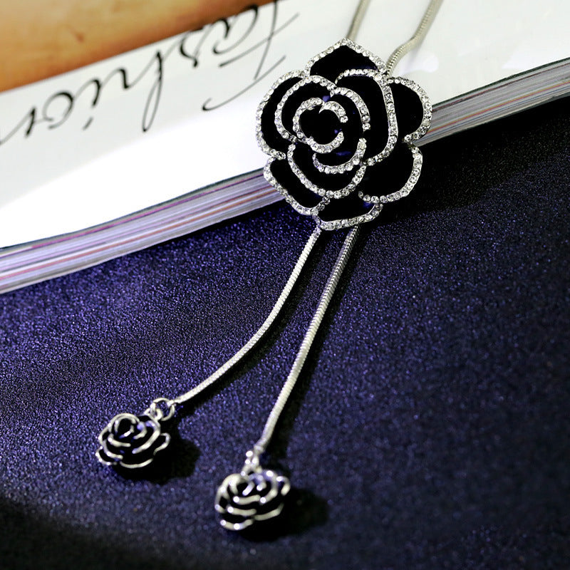 Long collier rétro avec pendentif rose