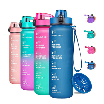 Gourde de sport 950 ml sans BPA avec repère horaire et bouchon rabattable