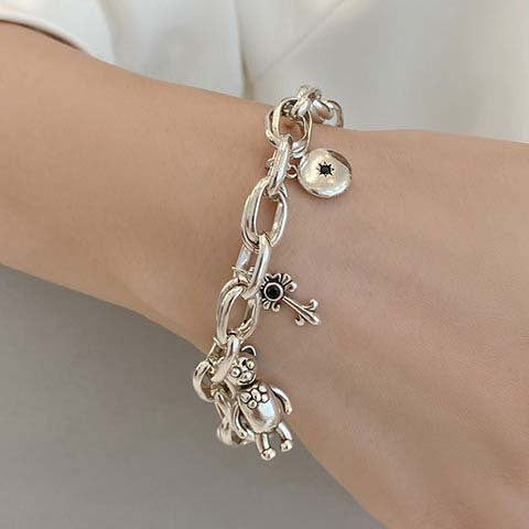 Bracelet vintage avec étoile à six branches