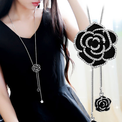 Long collier rétro avec pendentif rose