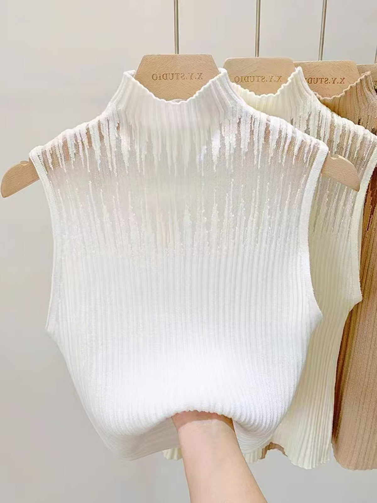 Haut en maille sans manches pour femme avec col élégant