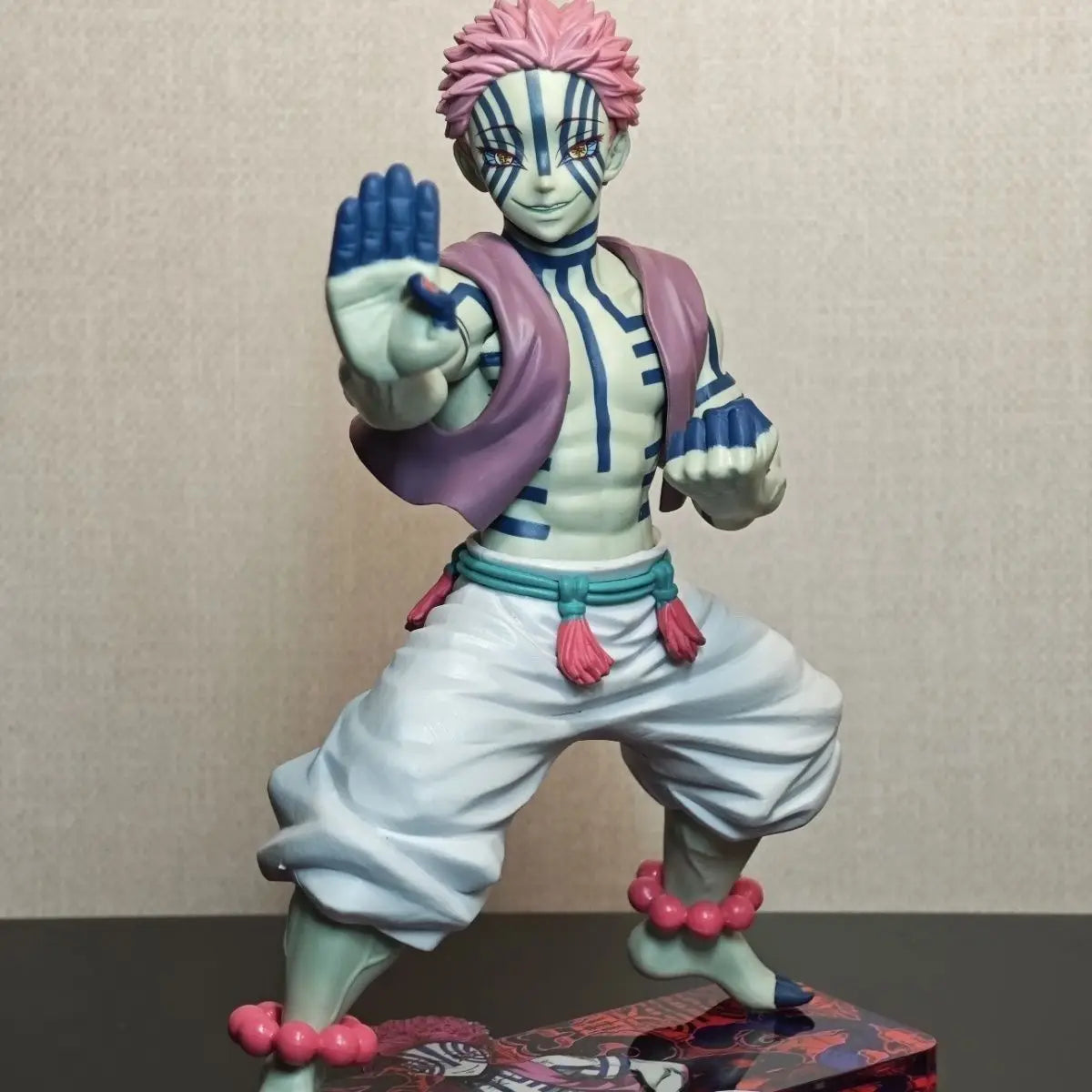 Figurine Akaza 15 cm – Demon Slayer