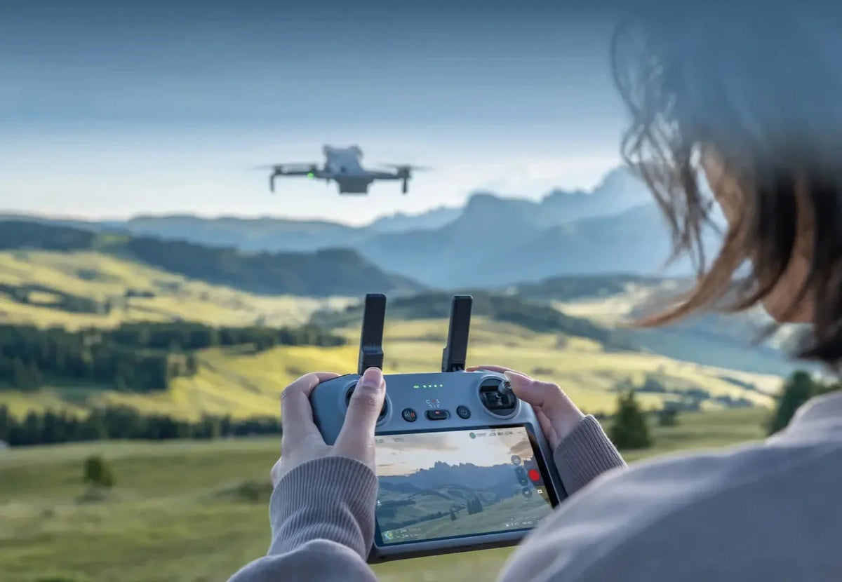 Drone DJI Mini 5 Pro – pack Fly More avec RC 2