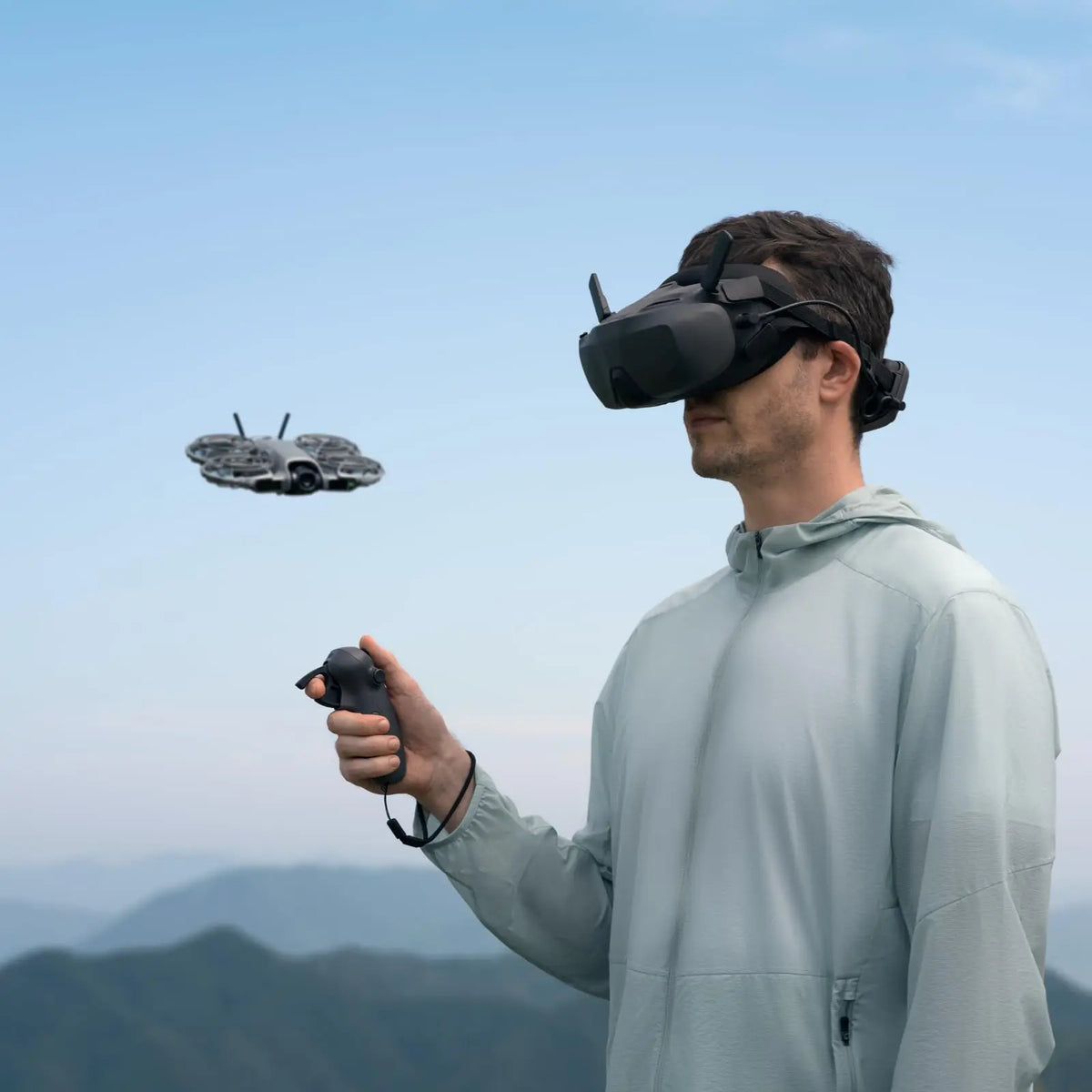 Drone DJI Neo 2 – pack Motion Fly More