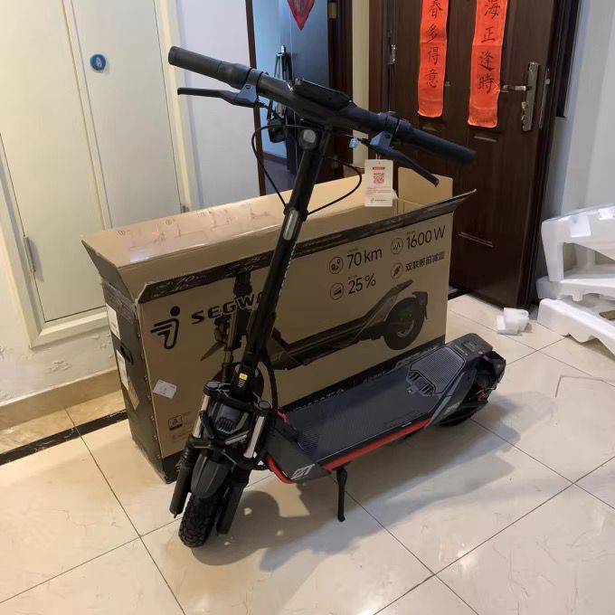 Trottinette Électrique ZT3 Pro – 1600W | 51 km d’autonomie | IPX5